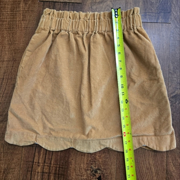 Scallop Corduroy Skirt in Camel by Lauren James Sz M Side Pockets - Picture 3 of 9